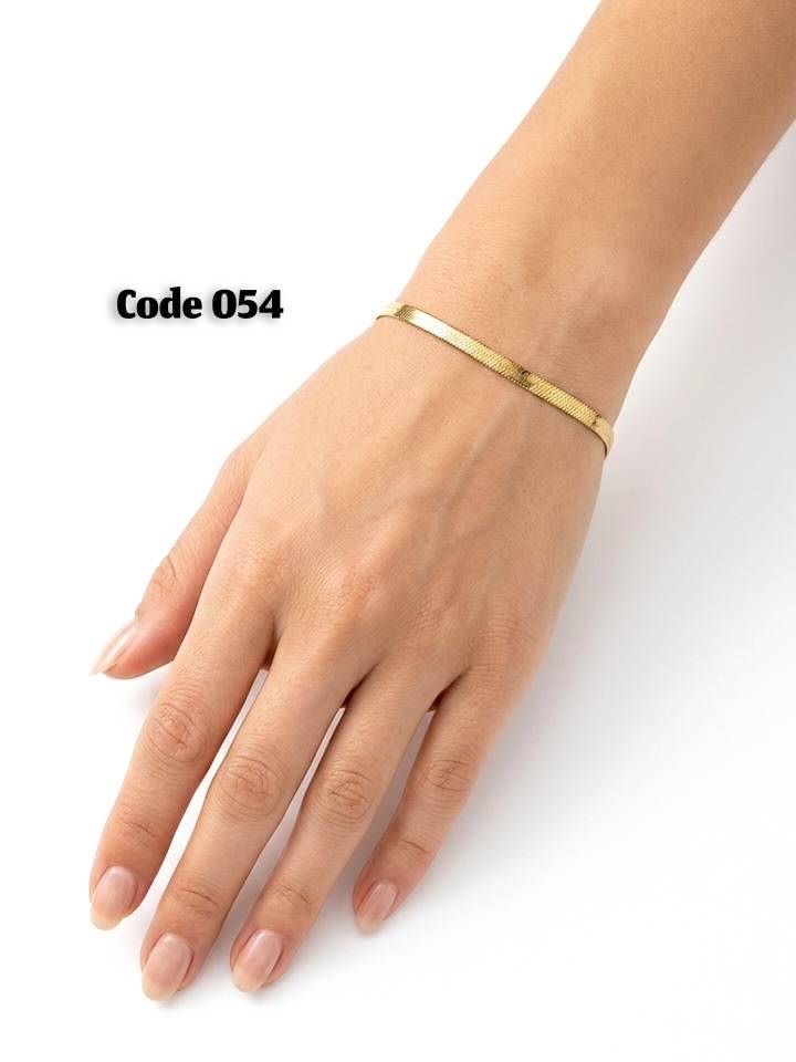 دستبند زنانه کد 054